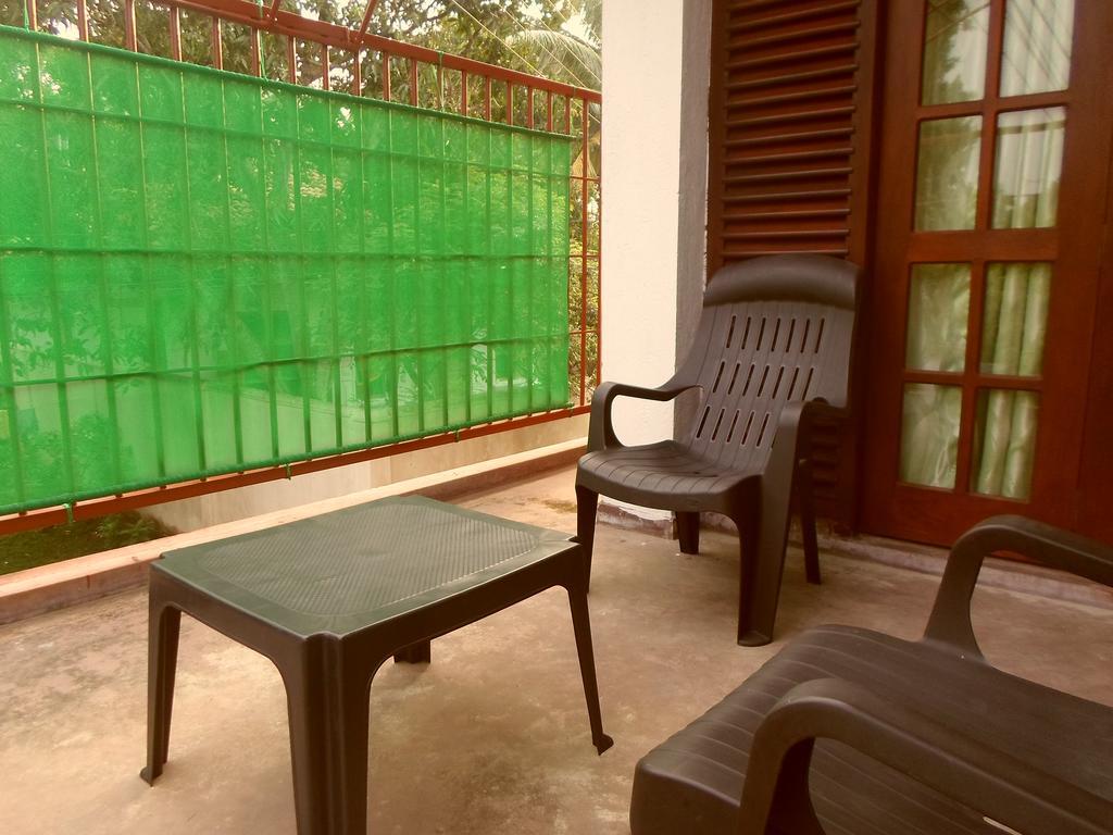 Nilas Guesthouse 希克杜沃 客房 照片