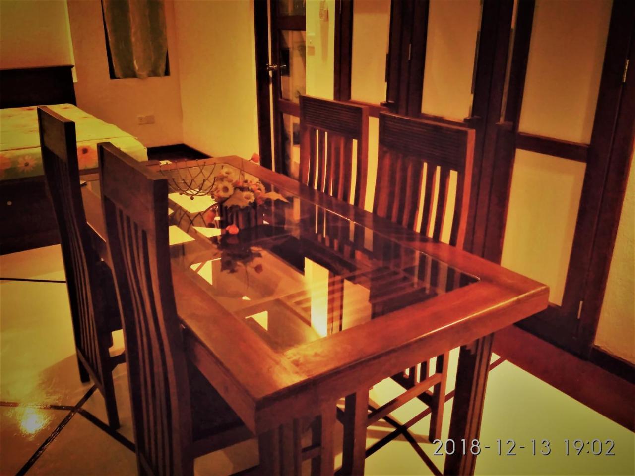Nilas Guesthouse 希克杜沃 外观 照片